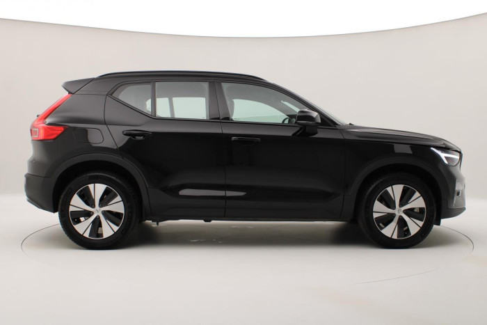 Volvo XC40 T5 ULTIMATE RECHARGE REZERVACE