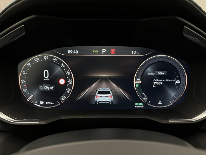 Lynk & Co 01 HEV Aut