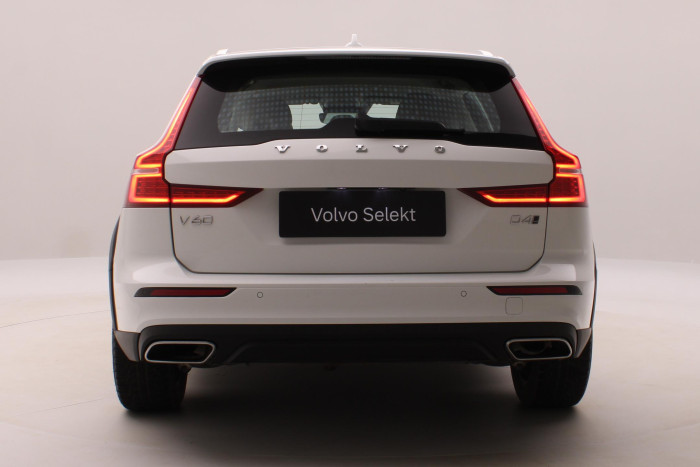 Volvo V60 CC D4 AWD MOMENTUM AUT CZ 2.0 d CC CC Momentum