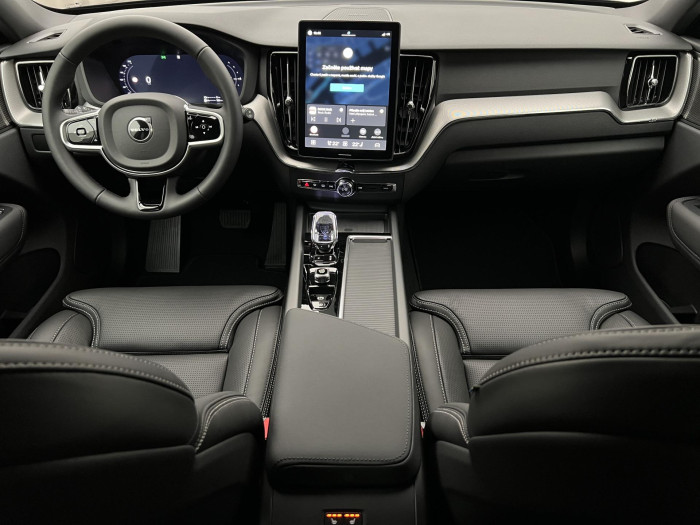 Volvo XC60 T8 AWD AUT RECHARGE BLACK PLUS