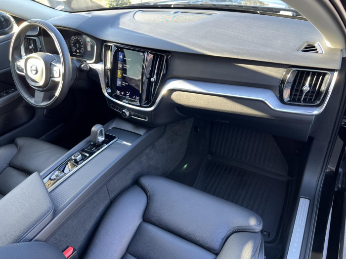 Volvo V60 B4 MOMENTUM Aut maj. 2.0 Momentum
