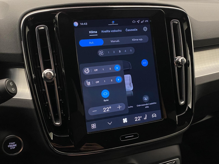 Volvo XC40 B3 AUT DARK PLUS