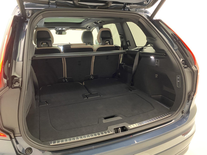 Volvo XC90 T8 AWD RECHARGE BRIGHT PLUS 7m