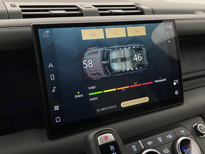 Land Rover Defender 110 D300 X-DYNAMIC HSE AWD 7m 3.0 d Dynamic