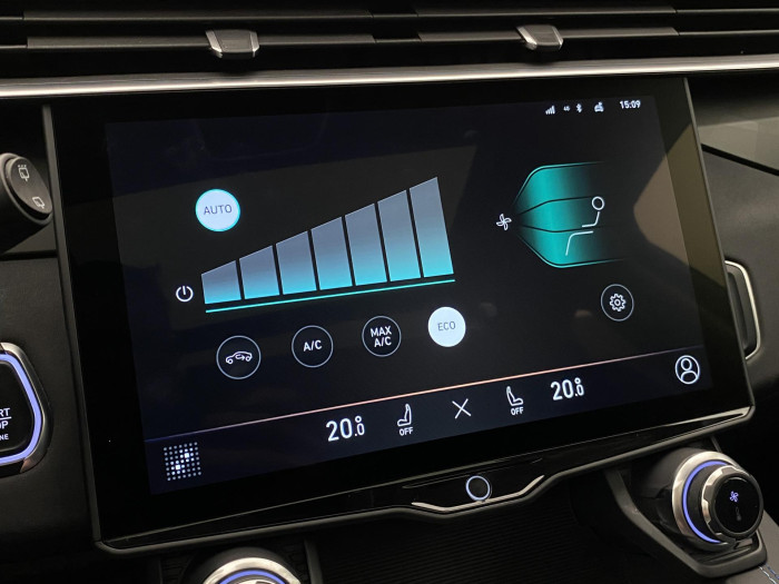 Lynk & Co 01 HEV DCT AUT 1.maj