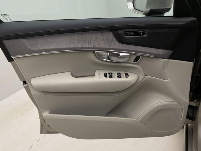Volvo XC90 B5 AWD AUT BRIGHT ULTRA 7míst