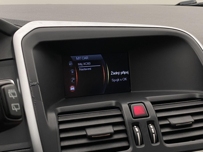 Volvo XC60 D3 AWD MOMENTUM PANORAMA 2.4 d Panorama Momentum