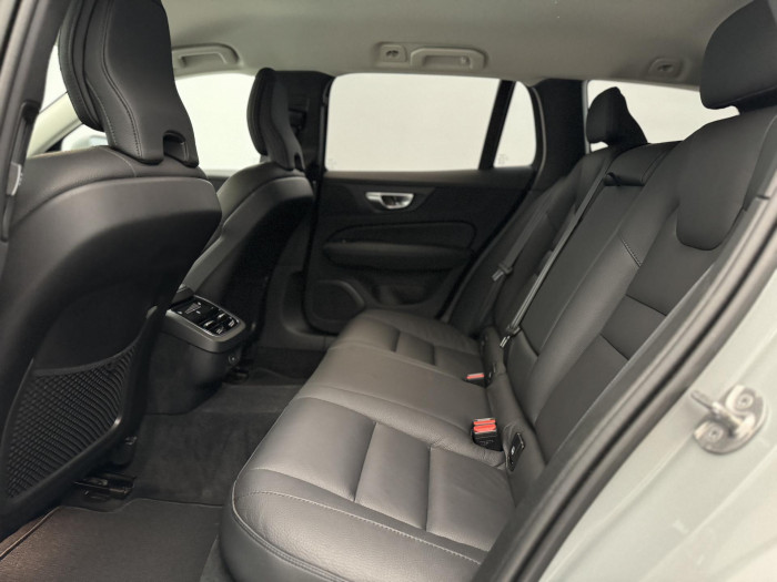 Volvo V60 CC B5 AWD PLUS BRIGHT 1.maj