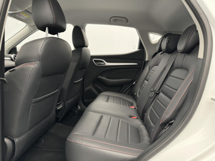 MG ZS 1.0T EXCLUSIVE AUT CZ 1.maj. 1.0 Exclusive