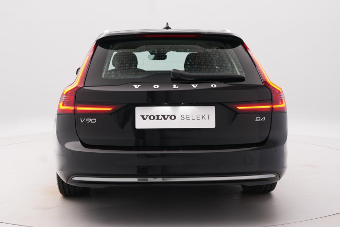 Volvo V90 B4 BRIGHT PLUS REZERVACE