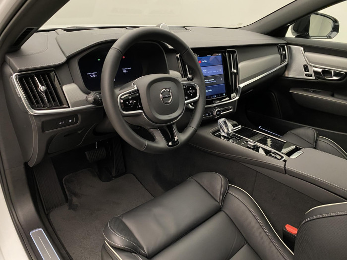 Volvo S90 T8 AWD ULTIMATE DARK RECHARGE