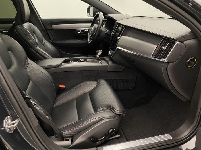 Volvo V90 CC D4 AWD MOMENTUM AUT 2.0 d CC CC Momentum
