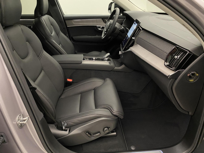 Volvo XC90 T8 AWD RECHARGE DARK PLUS 7m