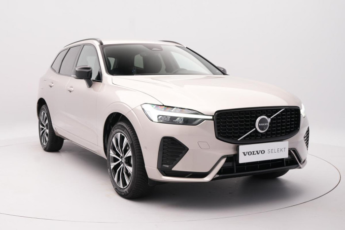 Volvo XC60 B4 AWD PLUS DARK AUT CZ 1.maj.