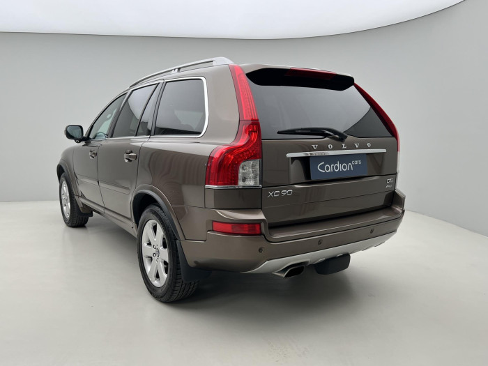 Volvo XC90 D5 AWD SUMMUM 7MÍSTNÁ AUT 2.4 d Summum