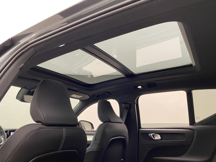 Volvo XC40 B4 AUT DARK PLUS