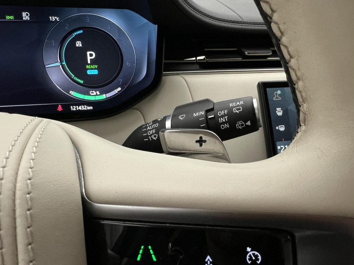 Land Rover Range Rover P550e AUTOBIOGRAPHY AWD AUT CZ