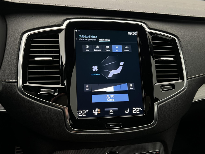 Volvo XC90 B5 AWD R-DESIGN 7MÍSTNÁ AUT CZ