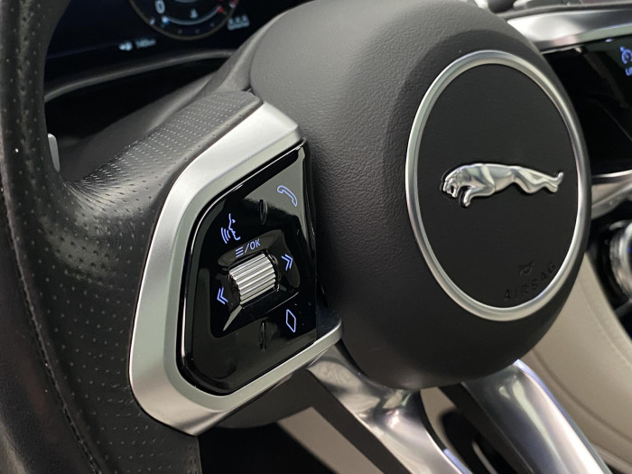 Jaguar F-Pace D300 R-DYNAMIC HSE AWD AUT CZ 3.0 d Dynamic