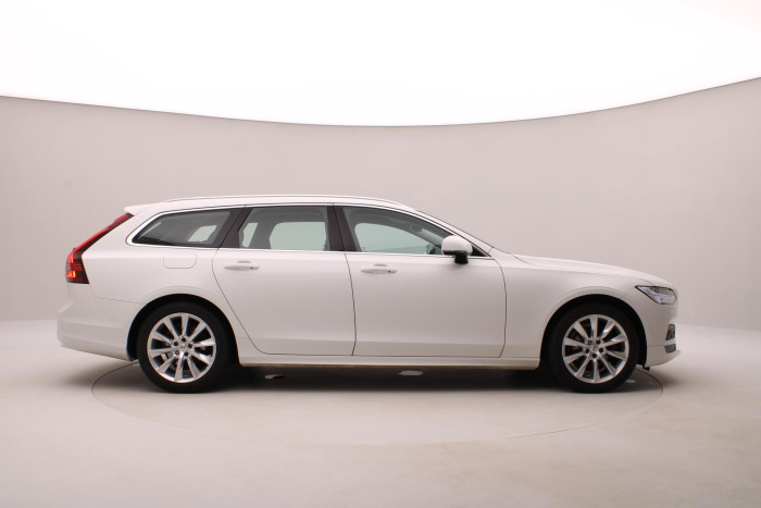 Volvo V90 B4 MOMENTUM AUT CZ 2.0 Momentum