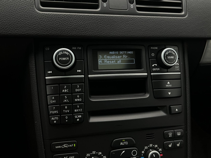 Volvo XC90 D5 AWD SUMMUM 7MÍSTNÁ AUT 2.4 d Summum