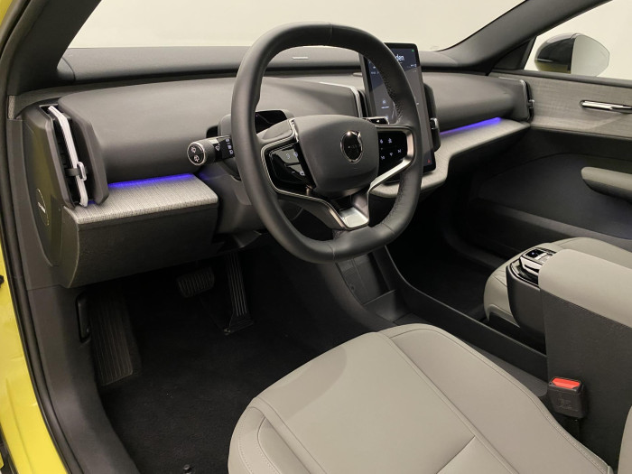 Volvo EX30 PURE ELECTRIC PLUS RWD EXTEND.