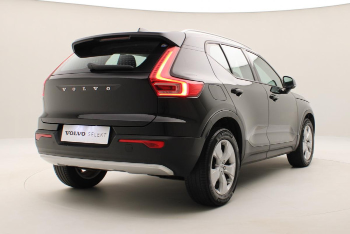 Volvo XC40 D3 MOMENTUM AUT CZ 2.0 d Momentum