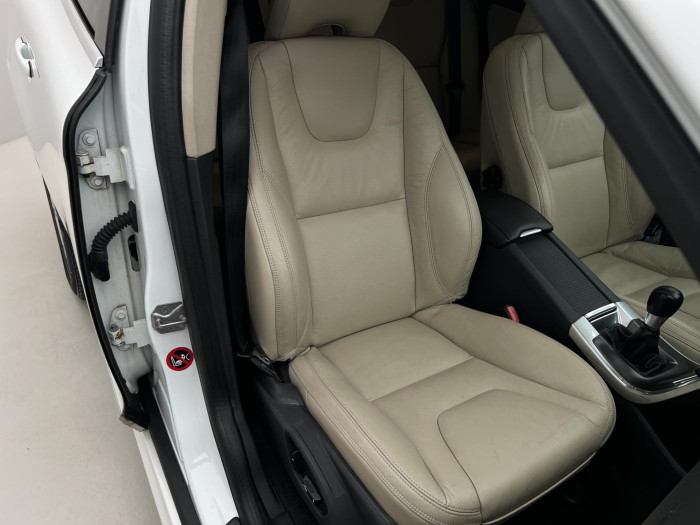 Volvo XC60 D4 AWD SUMMUM 2.4 d Summum