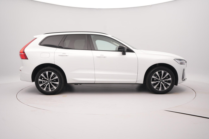 Volvo XC60 B4 AWD DARK PLUS AUT