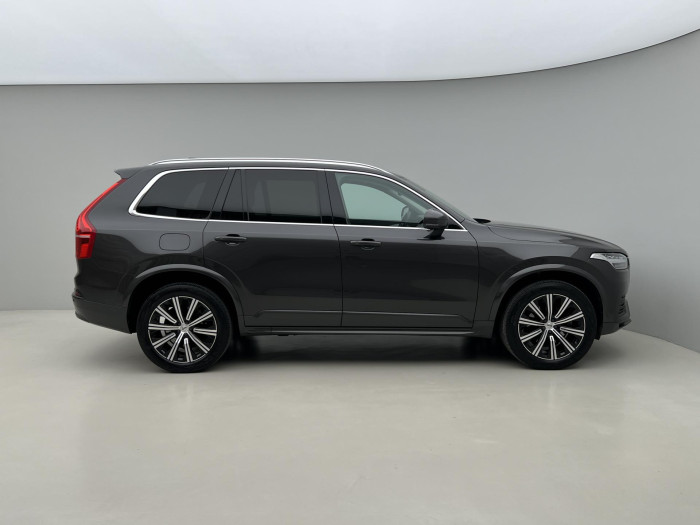 Volvo XC90 B5 AWD CORE 7MÍSTNÁ AUT  CZ
