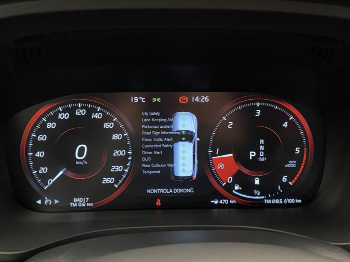 Volvo XC60 B4 AWD MOMENTUM AUT REZERVACE 2.0 Momentum