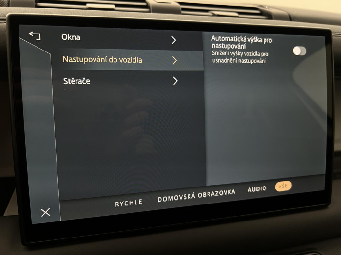 Land Rover Defender 110 D200 S AWD Aut REZERVACE 3.0 d