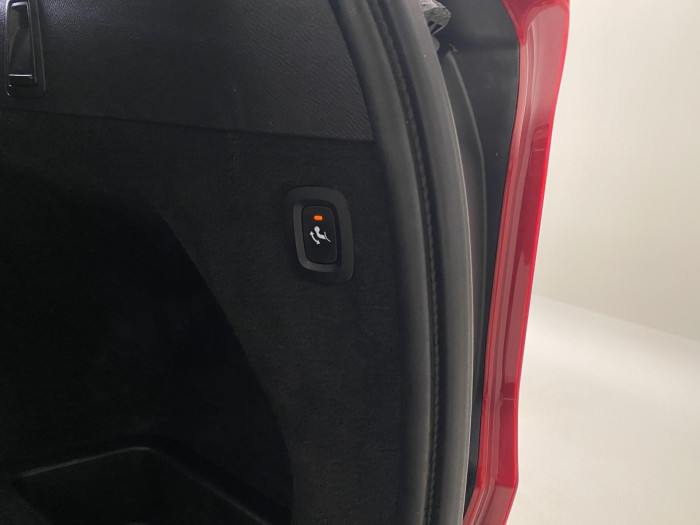 Volvo XC90 D5 AWD KINETIC AUT CZ 7míst 2.0 d