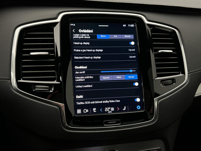 Volvo XC90 B5 AWD ULTIMATE DARK 7MÍSTNÁ