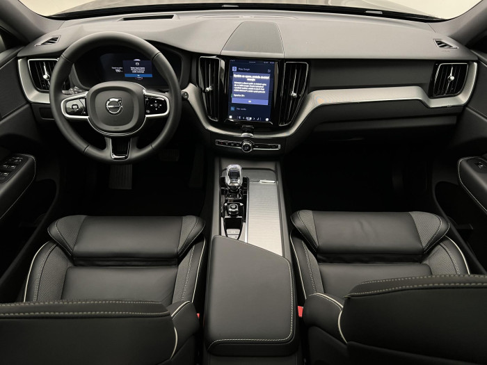 Volvo XC60 B5 AWD BLACK EDITION PLUS AUT