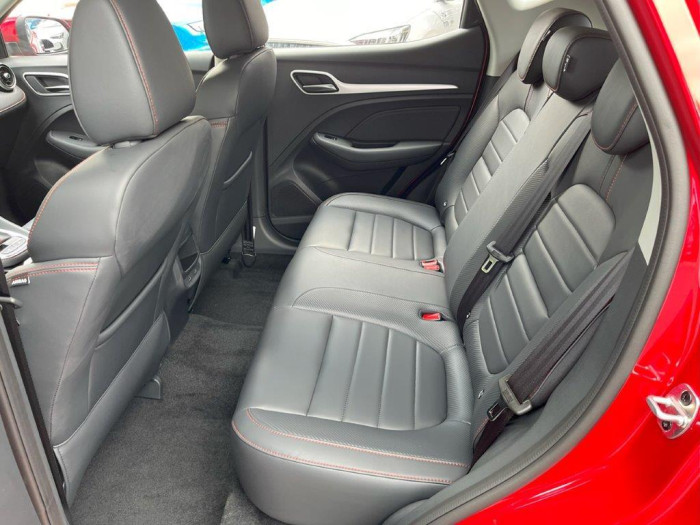 MG ZS EXCLUSIVE AUT. SKLADEM 1.0 Exclusive