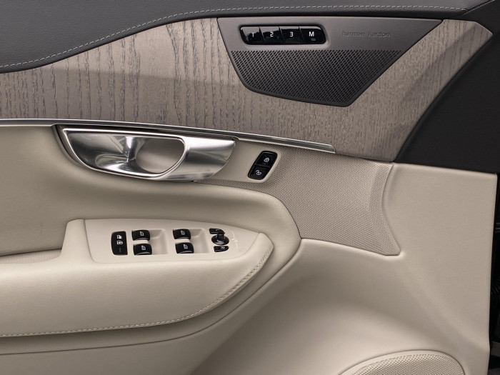 Volvo XC90 T8 AWD RECHARGE BRIGHT PLUS 7m