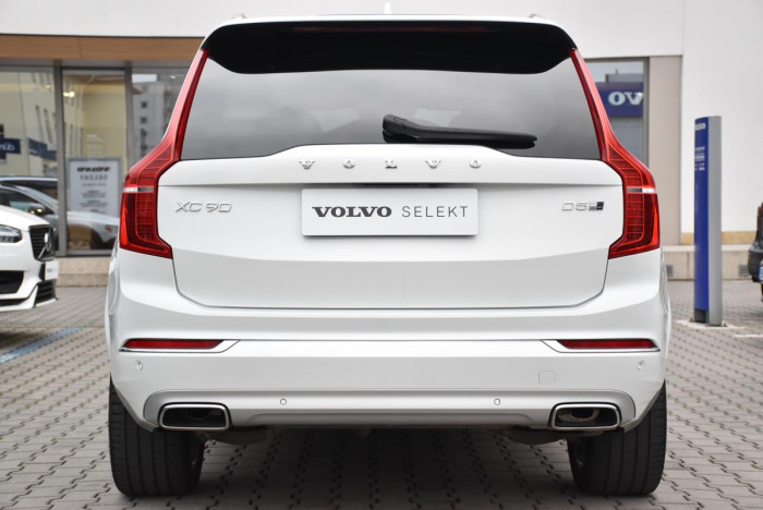 Volvo XC90 D5 AWD INSCRIPTION REZERVACE 2.0 d