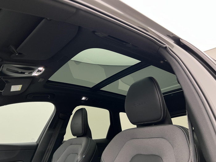 Volvo XC60 T4 R-DESIGN AUT