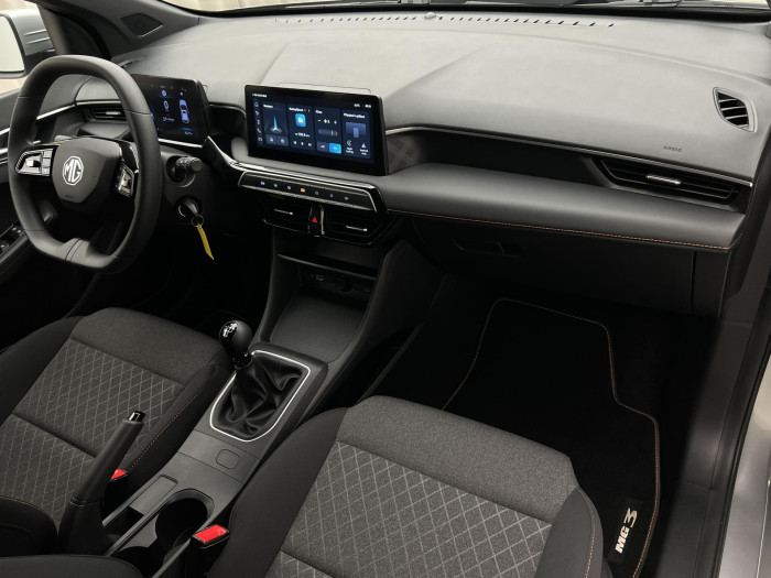 MG MG3 1.5 ICE EXCITE CZ 1.maj.