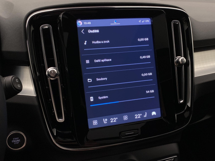 Volvo XC40 B4 AUT PLUS BLACK EDITION