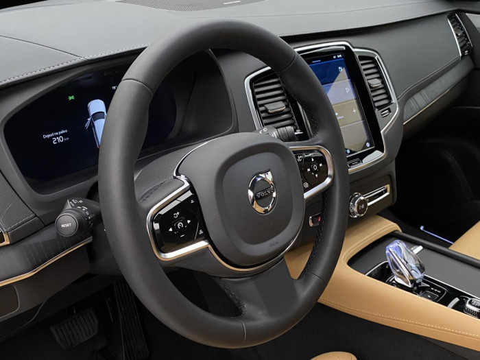 Volvo XC90 B5 AWD AUT BRIGHT PLUS 7míst 2.0 Plus