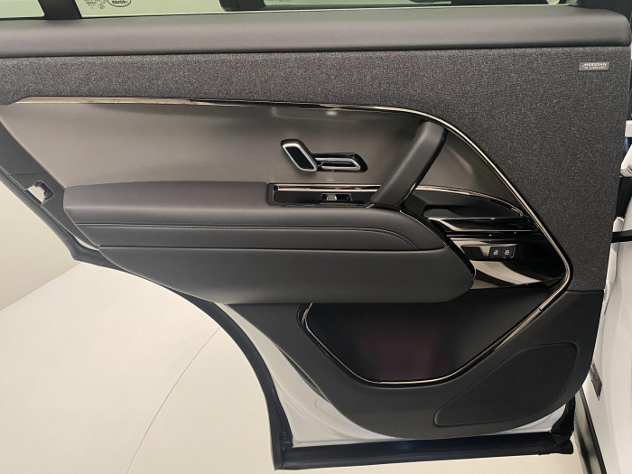 Land Rover Range Rover Sport D300 DYNAMIC SE AWD REZERVACE 3.0 d Dynamic SE