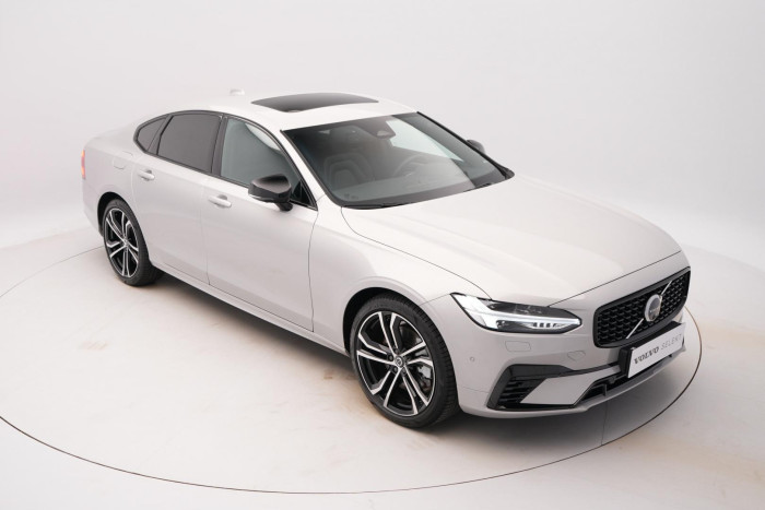 Volvo S90 T8 AWD RECHARGE ULTIMATE 1.maj