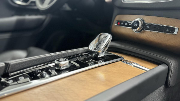 Volvo XC90 B5 AWD INSCRIPTION REZERVACE