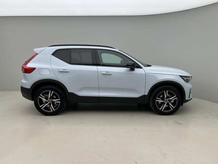 Volvo XC40 B3 DARK PLUS AUT