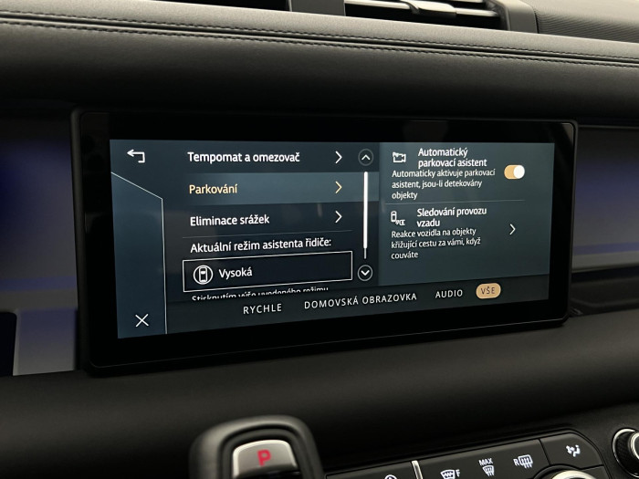 Land Rover Defender 110 D300 X-DYNAMIC 3.0 d Dynamic