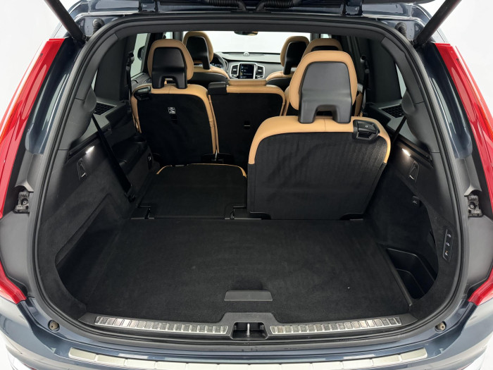 Volvo XC90 B5 AWD INSCRIPTION CZ 1.maj 7M