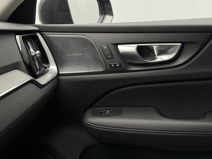 Volvo V60 CC B5 AWD PLUS REZERVACE