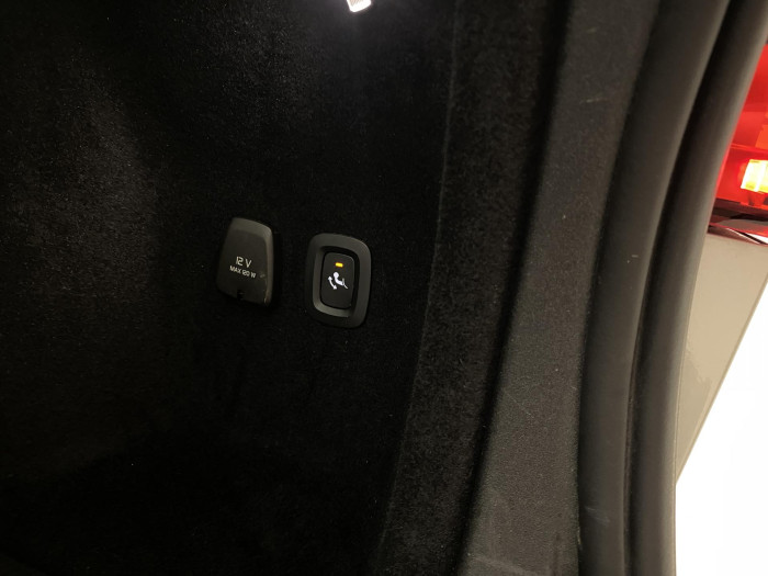 Volvo V60 D3 MOMENTUM PRO REZERVACE 2.0 d Momentum
